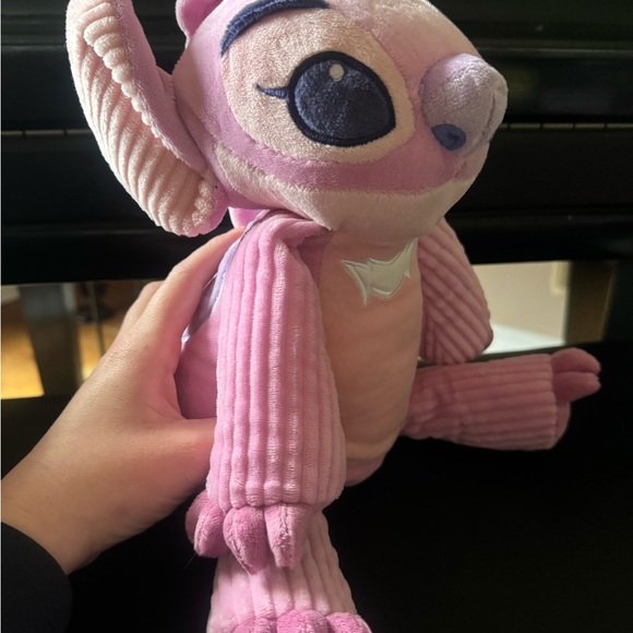 Disney's Angel Scentsy Buddy - Picture 6 of 8